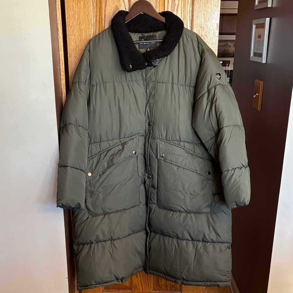 Big Chill Olive Green Long Puffer Coat with Detachable Hood 3X NWOT
